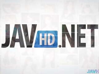 Japanese girls deep sucking dick 5